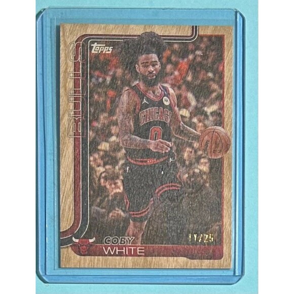 2025-26 Topps Flagship Basketball -Bulls Coby White #34 Wood ser. #11/25 - Picture 2 of 4